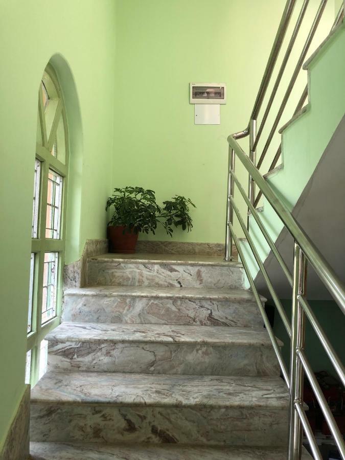 Hotel Blue Magnet Pokhara Buitenkant foto